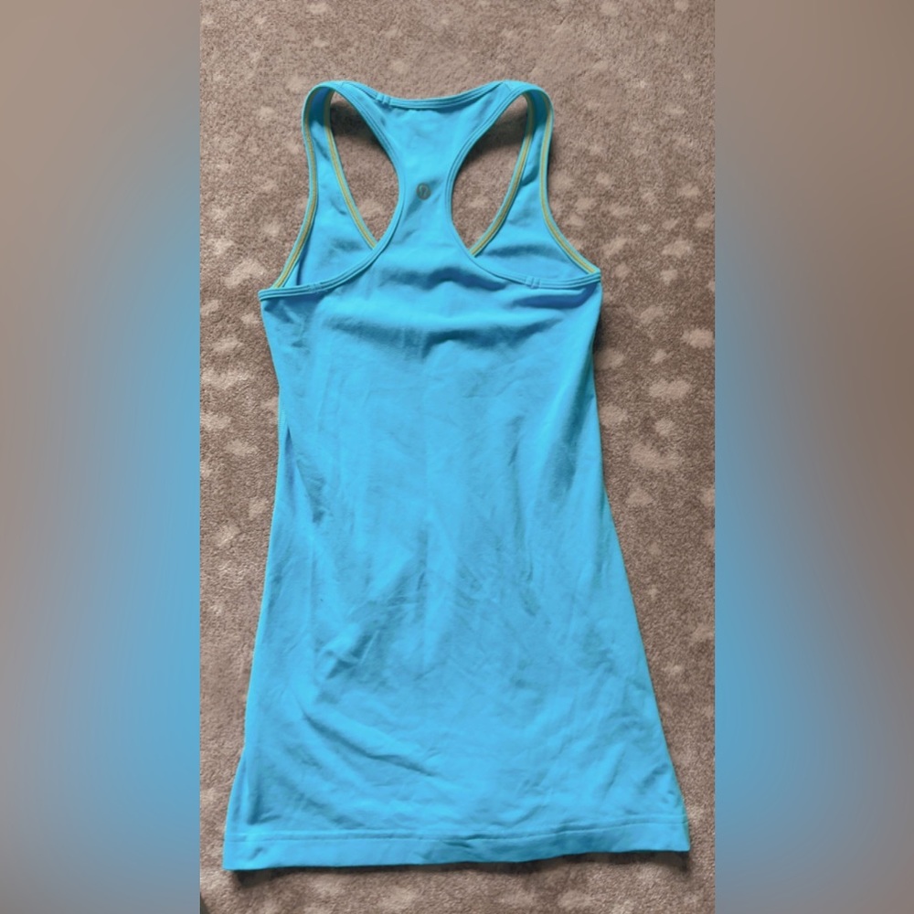 I’m selling a blue lululemon tank top that is a size 4!